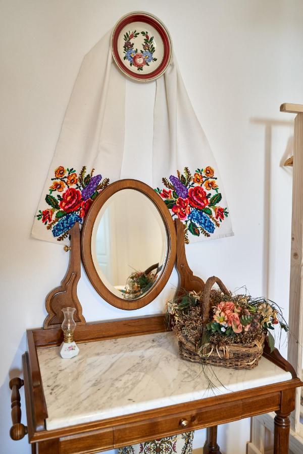 Gradina Lu' Ion "A Home Away From Home" (Adults Only) Viseu de Sus Exterior photo