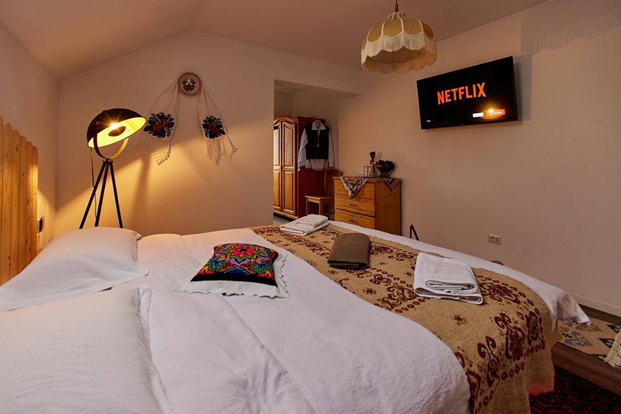 Gradina Lu' Ion "A Home Away From Home" (Adults Only) Viseu de Sus Exterior photo